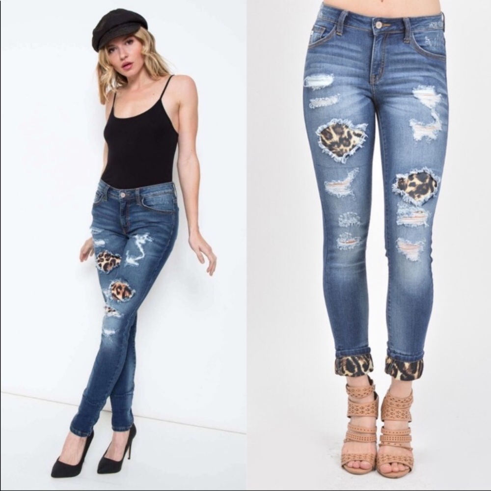 💕LAST ONE💕 Leopard Print Blue Jeans